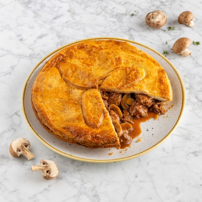 Steak, Red Wine & Mushroom Pie