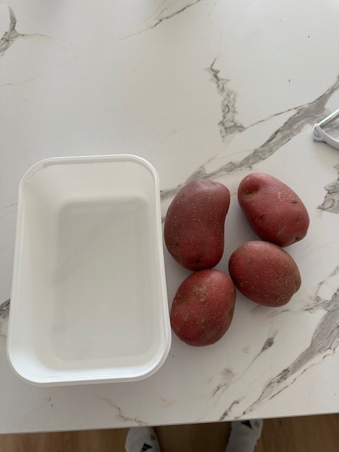Red washed potatoes