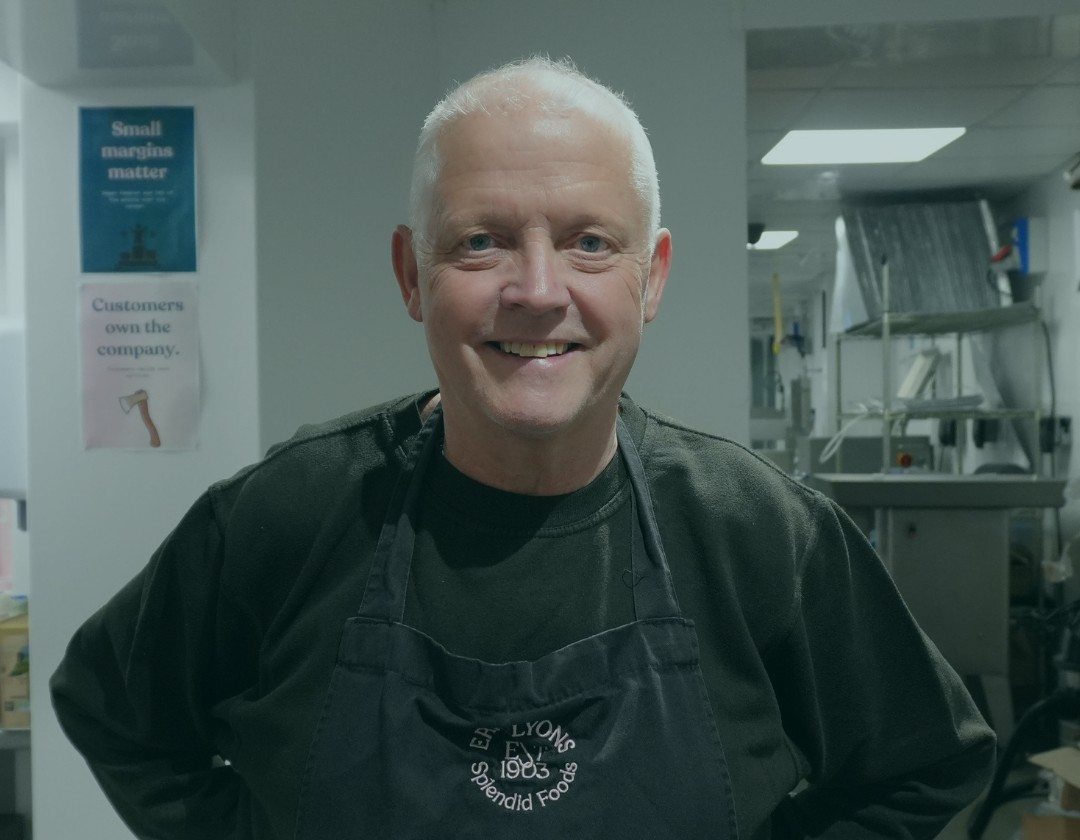 Eric Lyons- Meat the Team- Derek